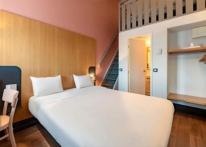 B&B Hotel Saint-Etienne La Terrasse